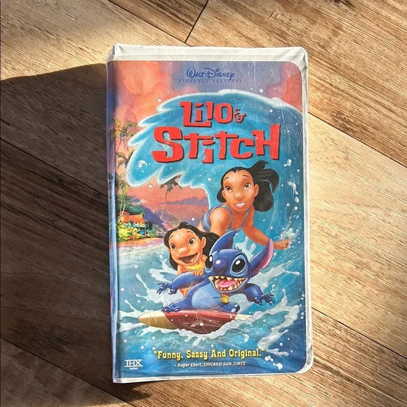 VTG VHS 🦖 📼 tape Disney Lilo & Stitch Animated Feature Film 🎥 - Picture 1 of 6